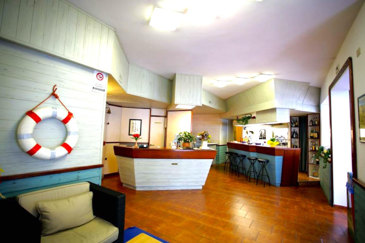 DIAMOND HOTEL
