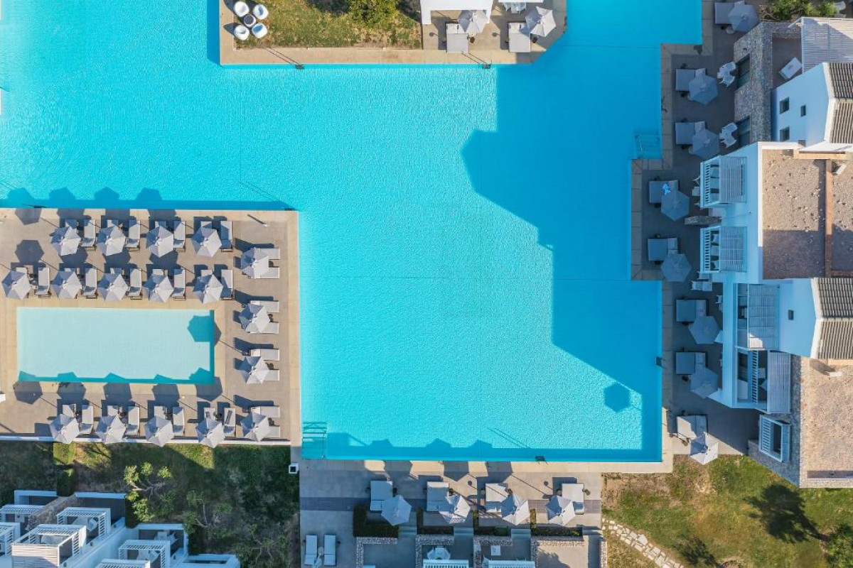 Diamond Deluxe Hotel Adults Only