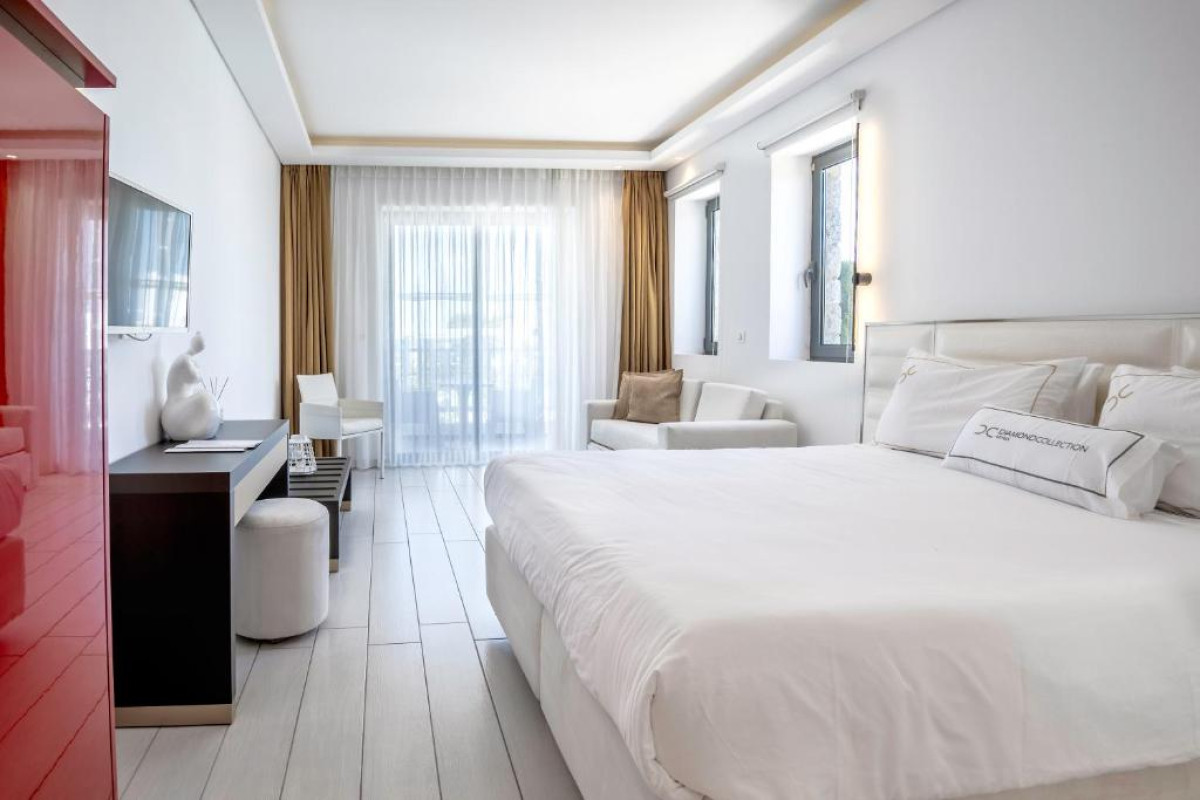 Diamond Deluxe Hotel Adults Only