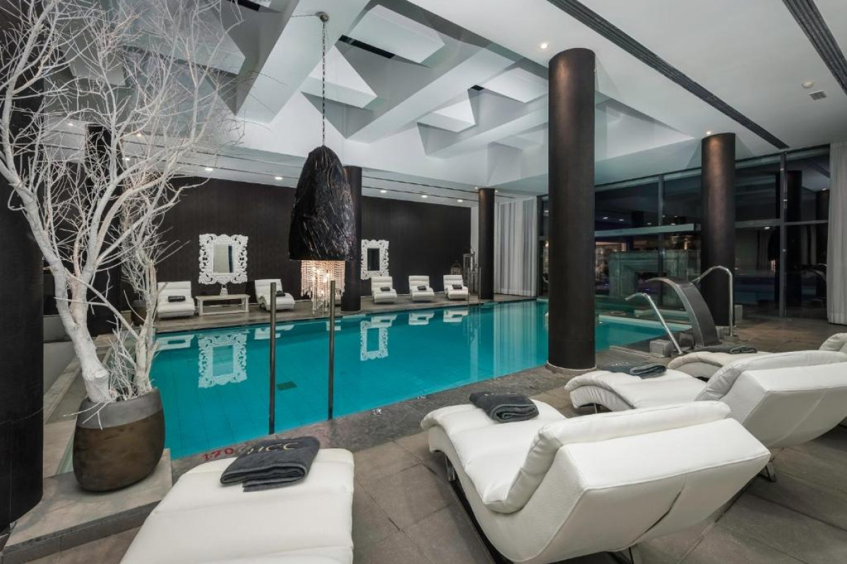 Diamond Deluxe Hotel Adults Only