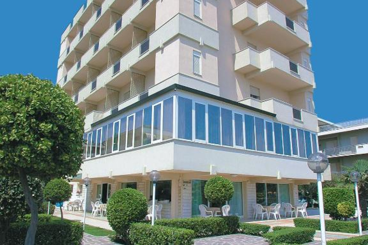 Hotel Diplomatic