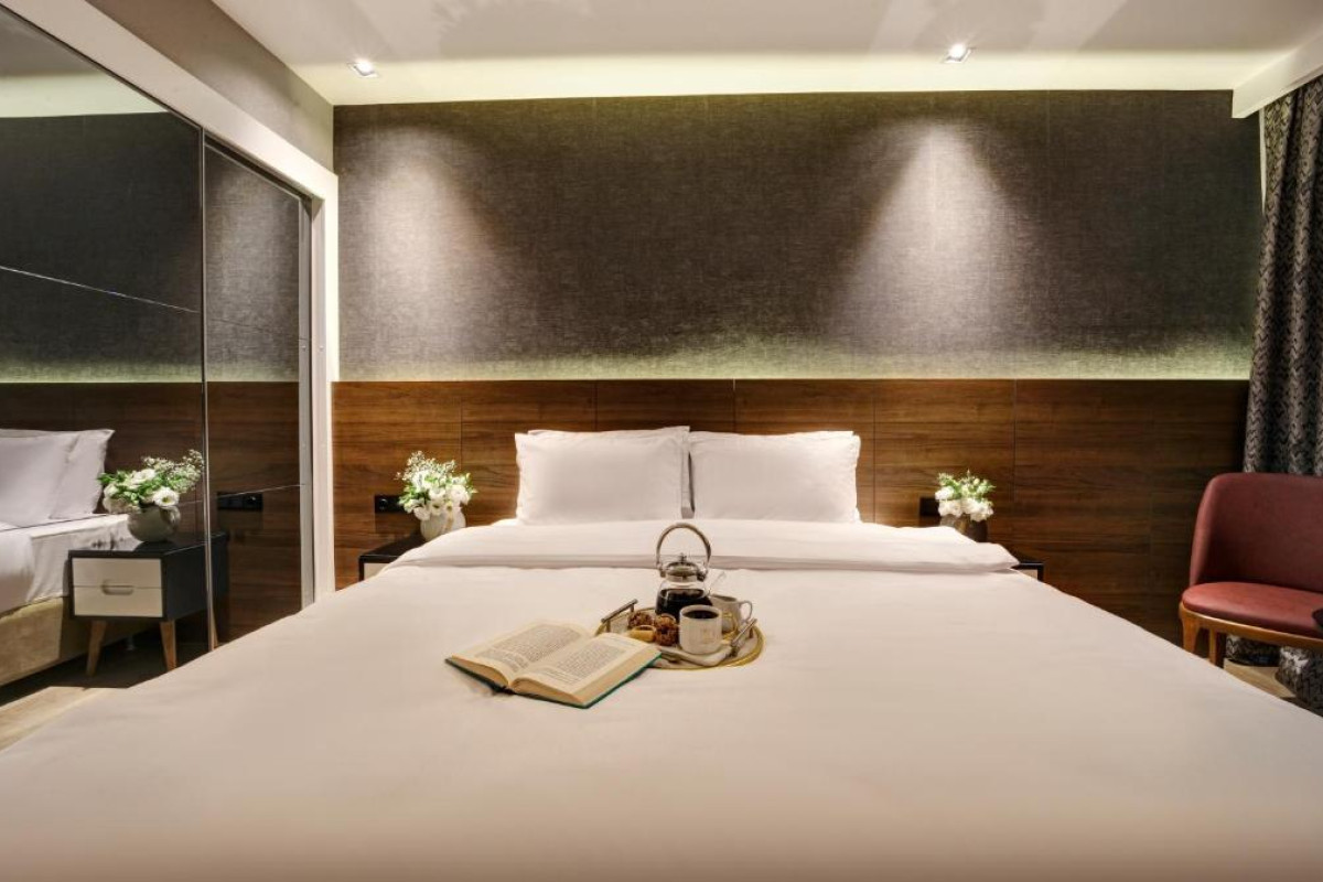 DORA PERA HOTEL