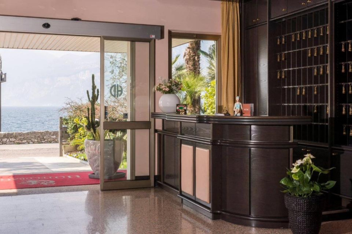 Hotel Drago - Garda Lake Collection