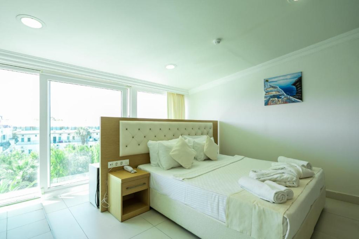 DRAGUT POINT NORTH HOTEL