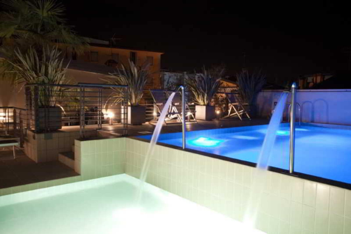 EDEN HOTEL