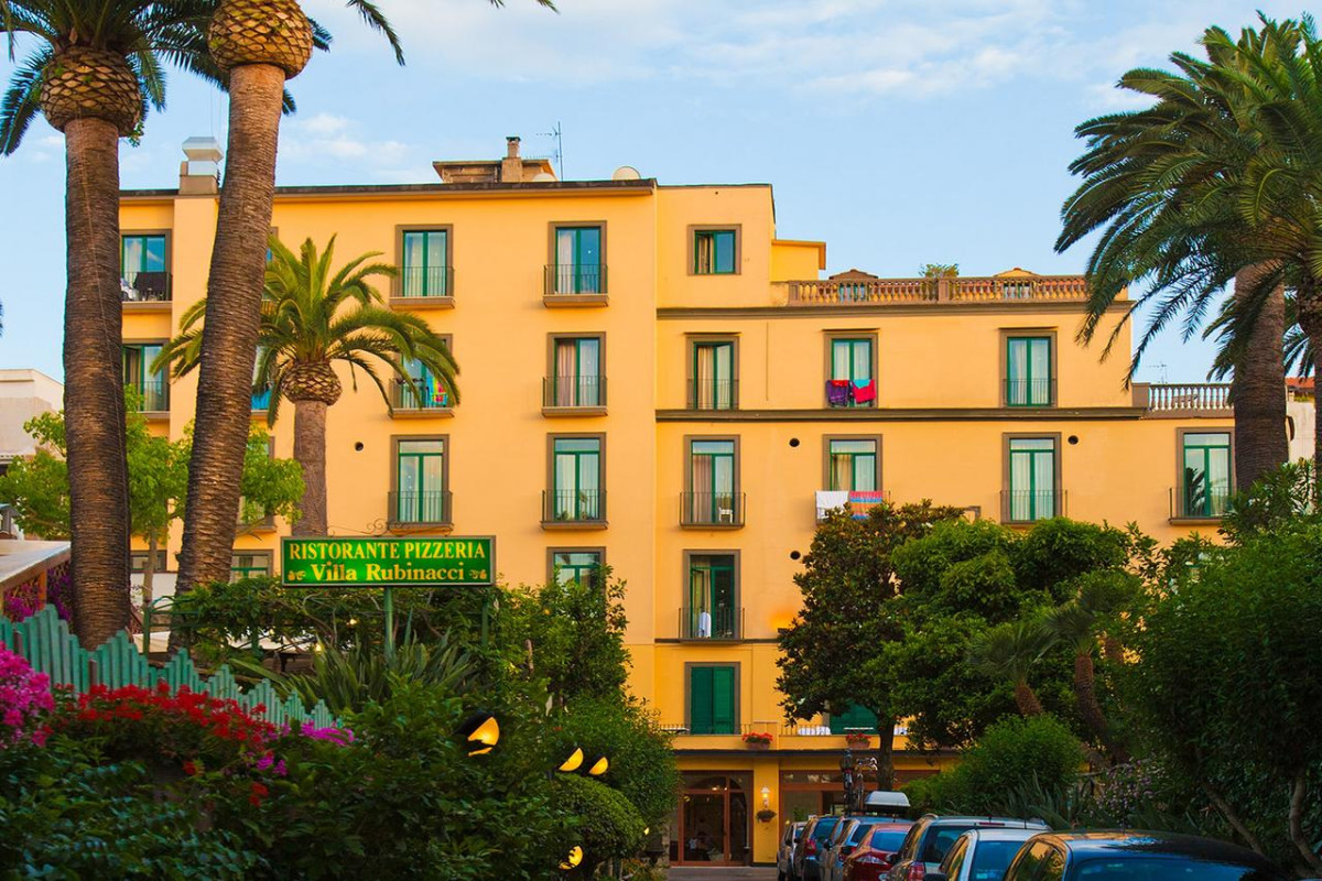Hotel Eden