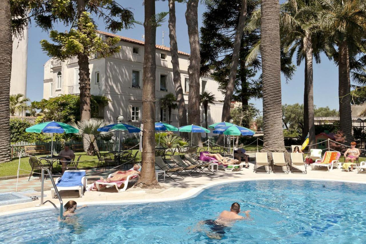 Hotel Eden