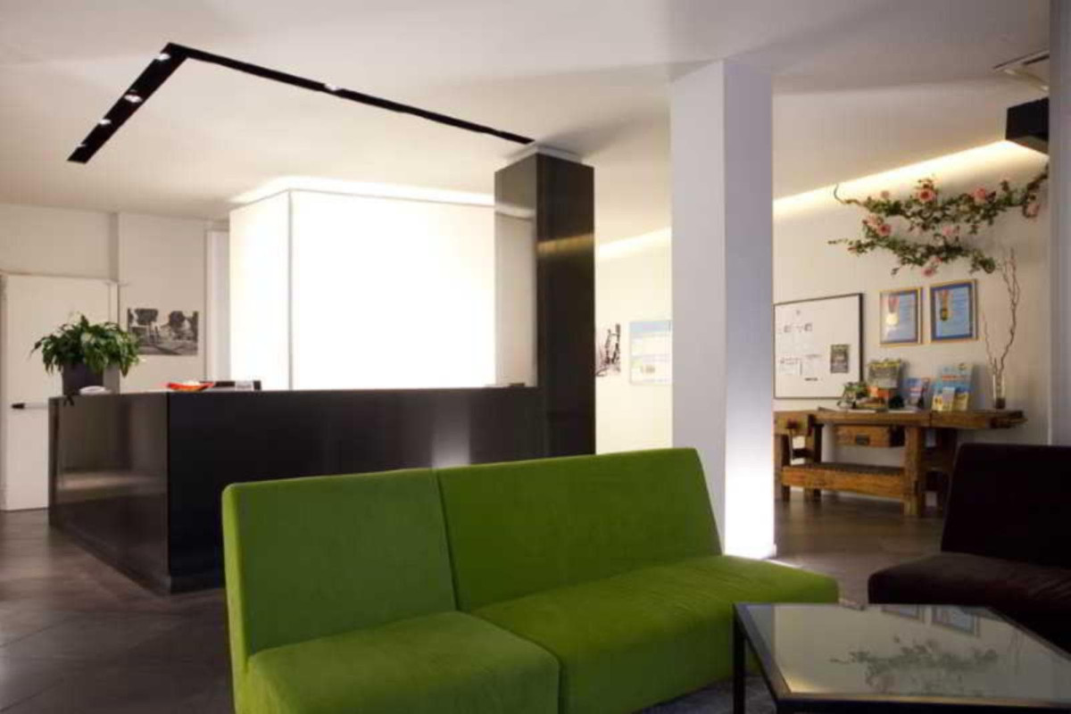 EDEN HOTEL