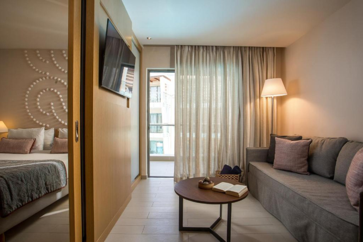Hotel Eden Roc Resort
