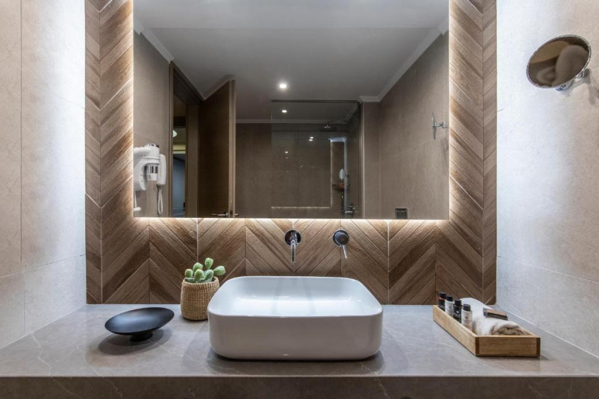 Hotel Eden Roc Resort