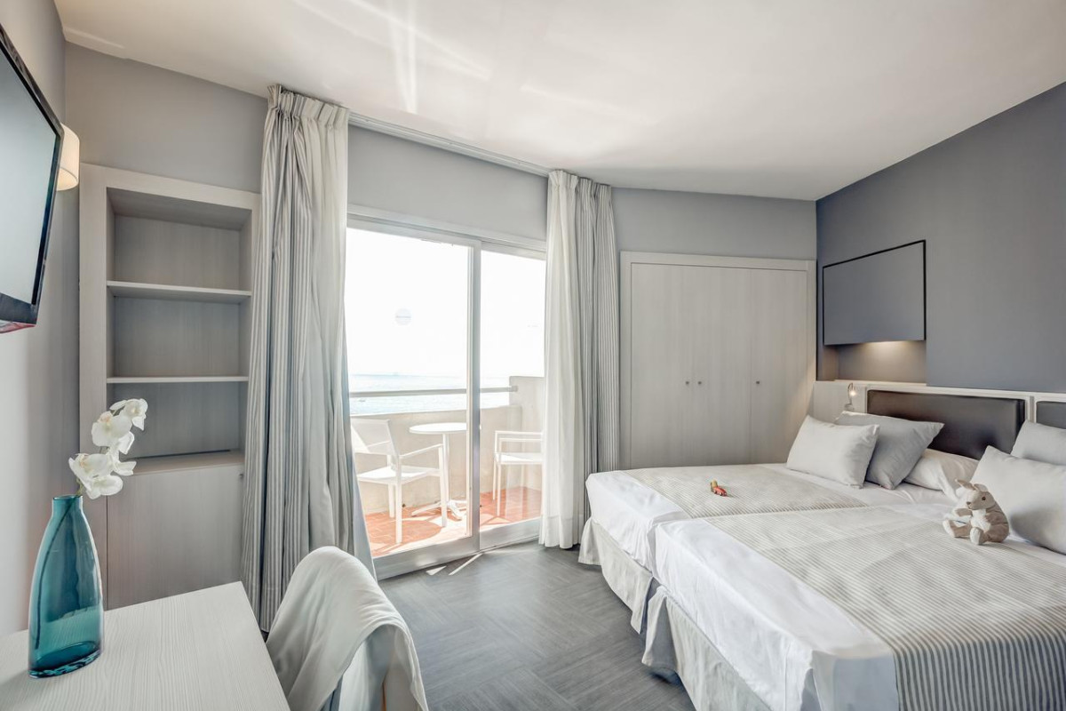 Hotel El Puerto by Pierre Vacances