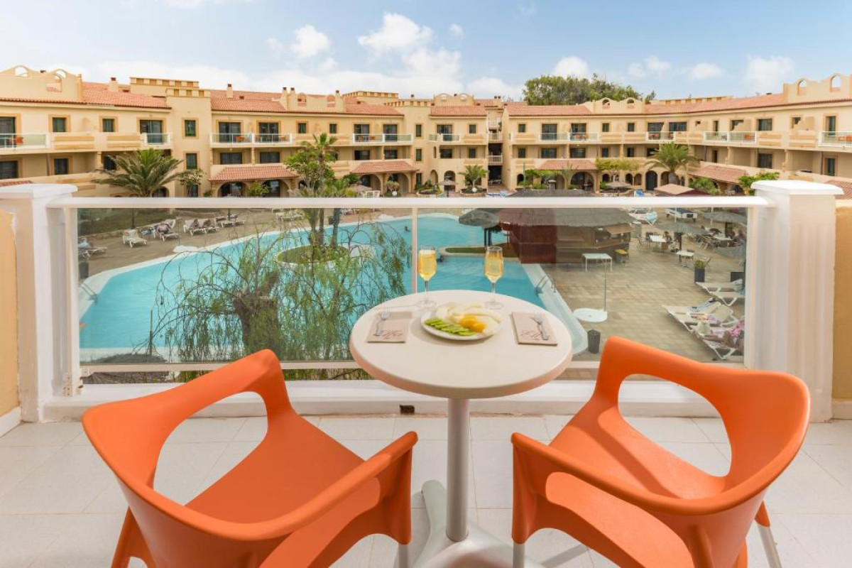 Hotel Elba Lucia Sport and Suite