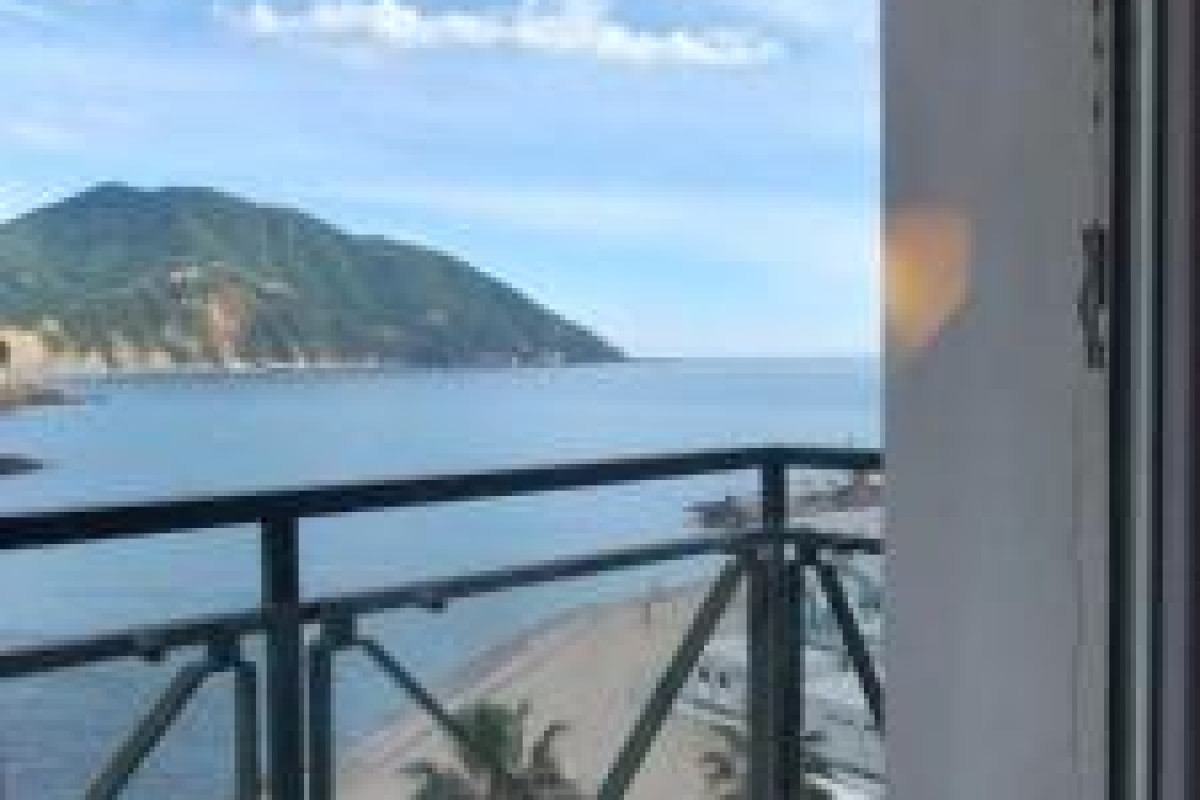 Hotel Elena