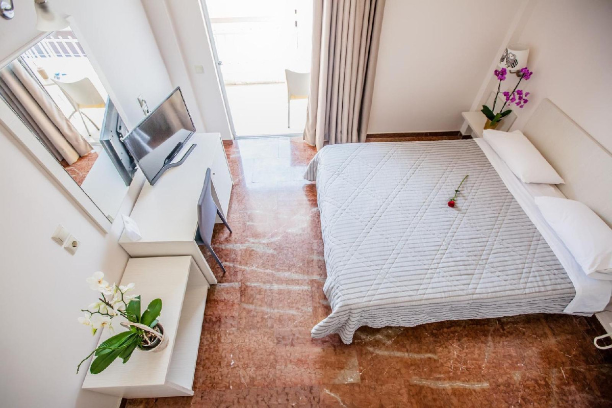 Hotel Elenas