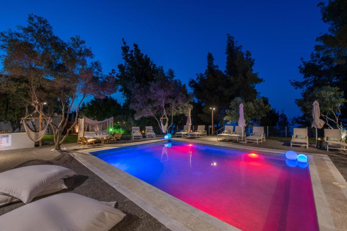 Hotel Elies 33 Bio Retreat (Adults Only 16+)