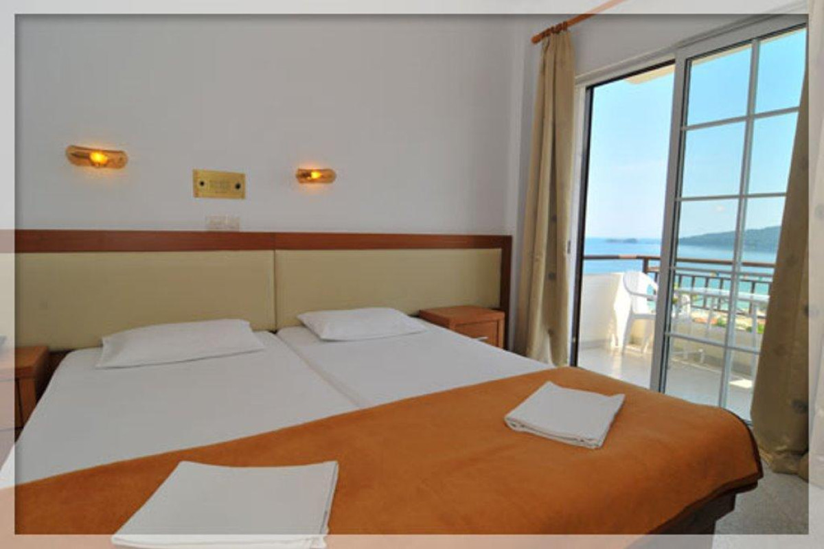 Hotel Emerald