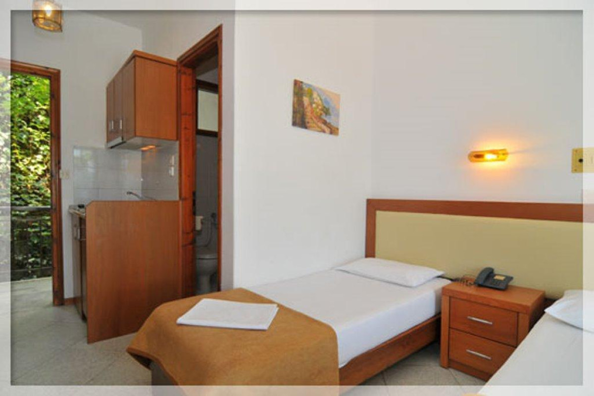 Hotel Emerald