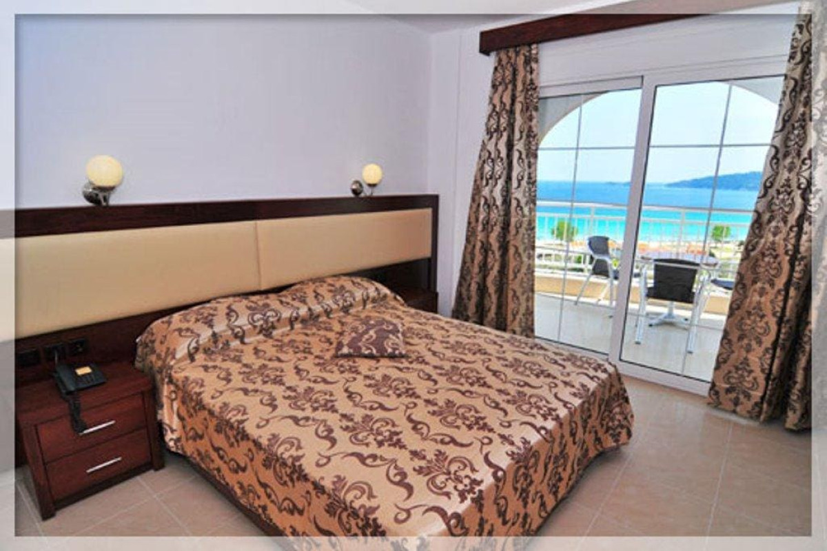 Hotel Emerald