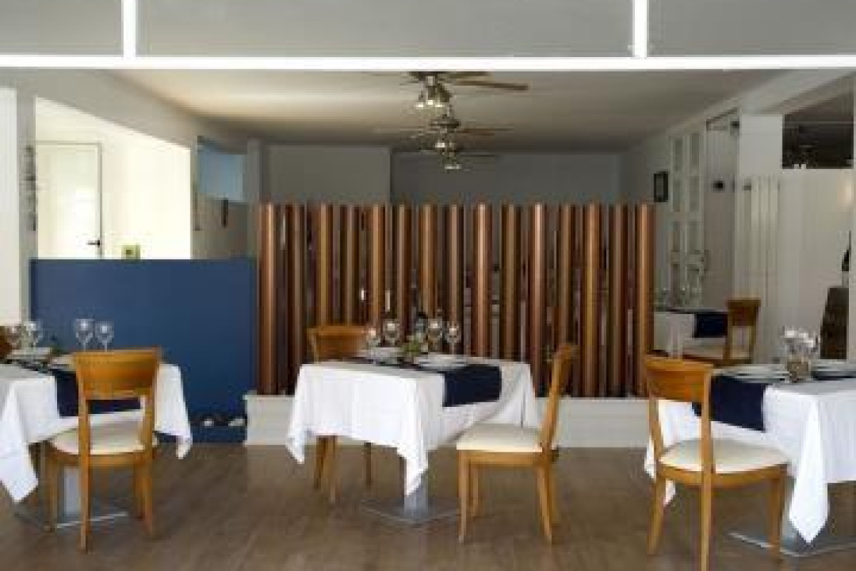 Hotel Es Nautico Suites