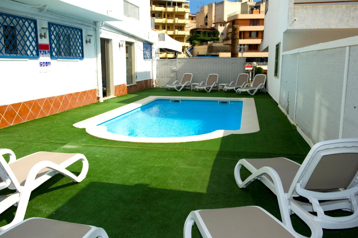 Hotel Es Nautico Suites
