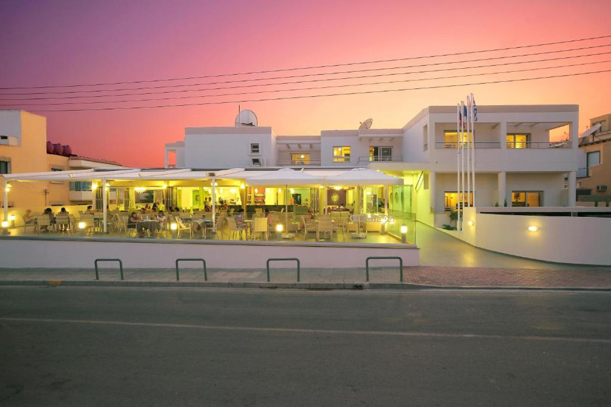 Hotel Euronapa Apartments