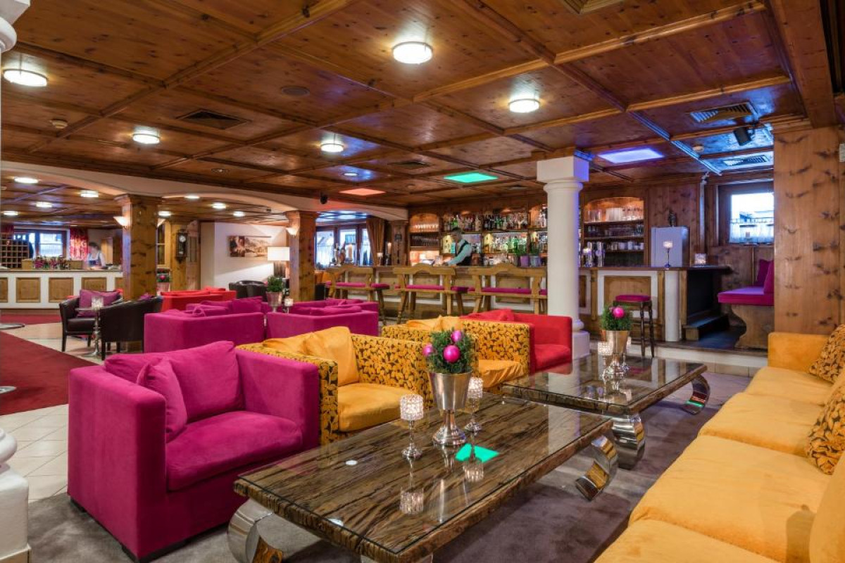 Hotel Eva Village