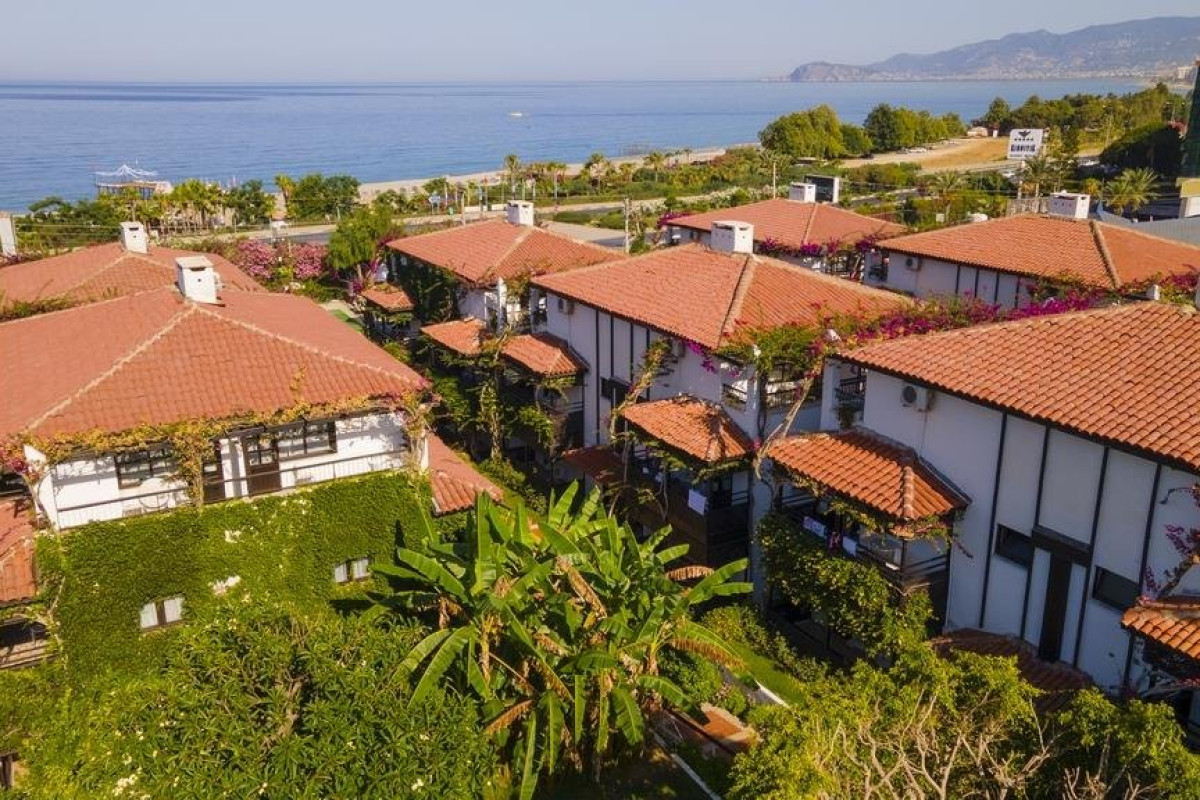 Titan Club Hotel