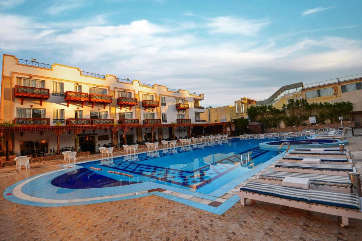 FALCON NAAMA STAR HOTEL_