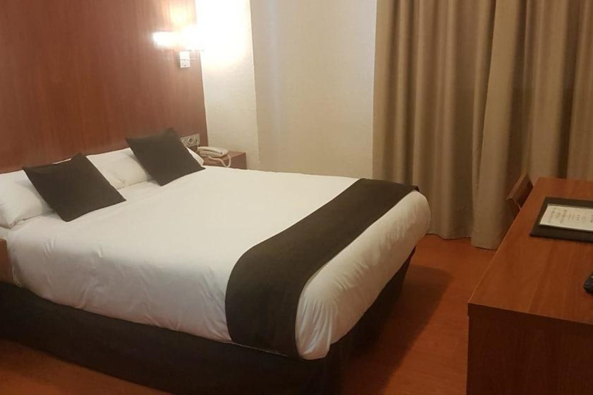 Hotel Familia Conde
