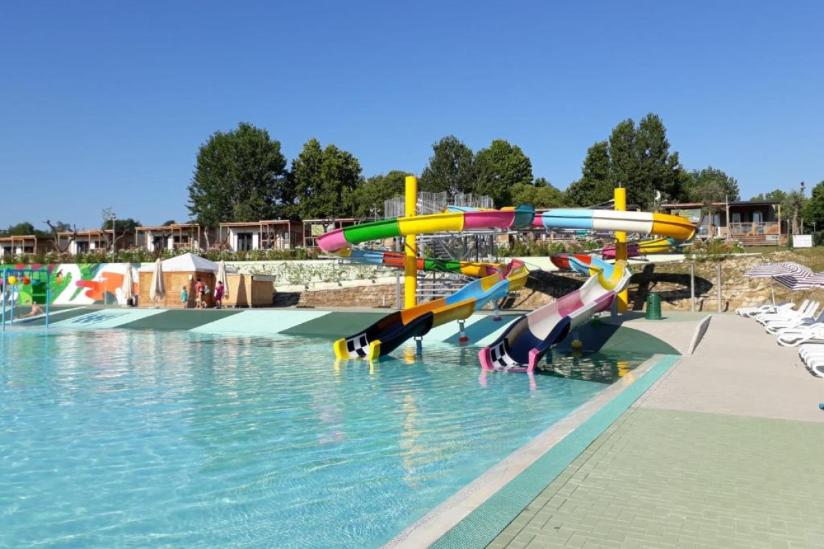 Hotel Family Sisan Resort