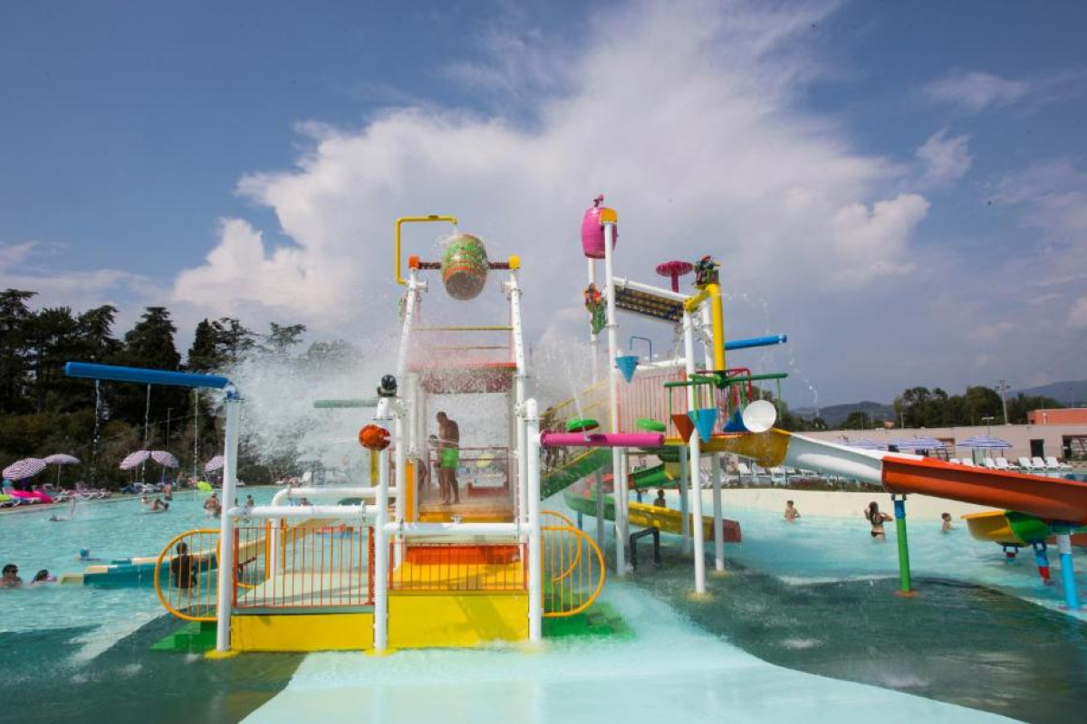 Hotel Family Sisan Resort