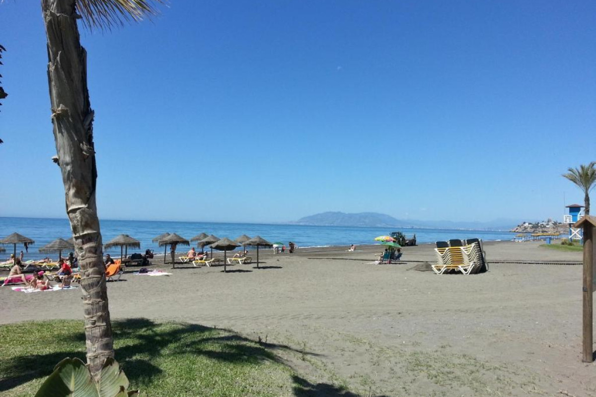Hotel Fay Victoria Beach