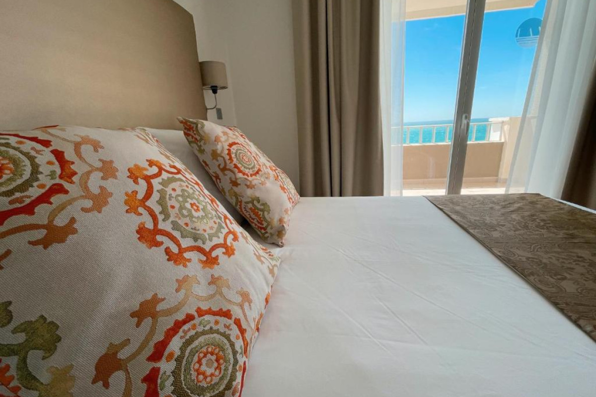 Hotel Fay Victoria Beach