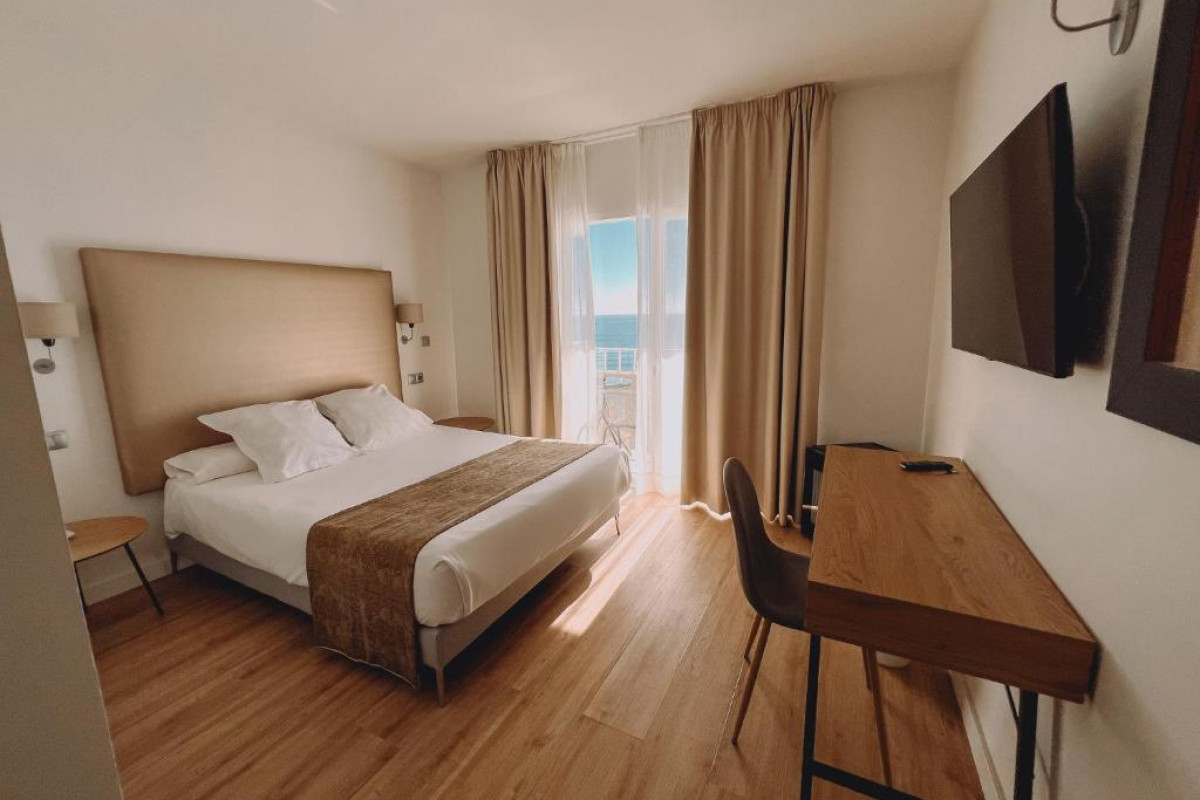 Hotel Fay Victoria Beach