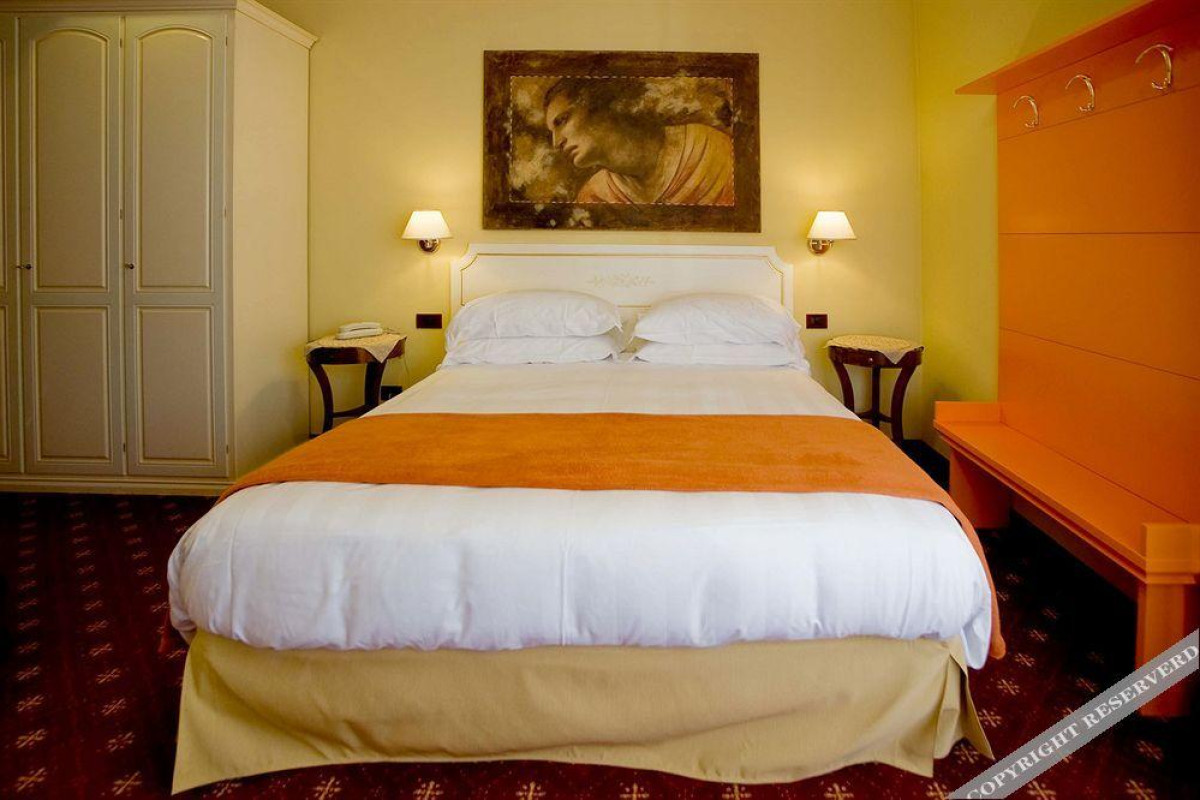 Hotel Ferrari