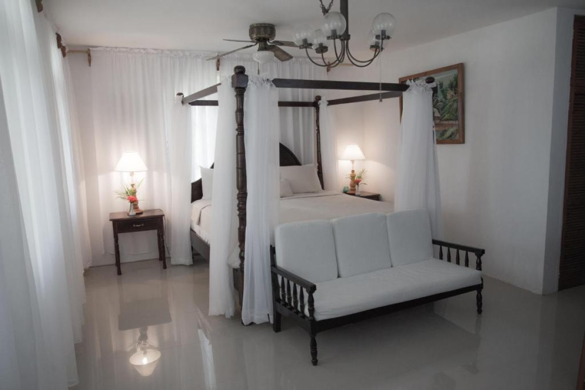 Hotel Firefly Beach Cottages