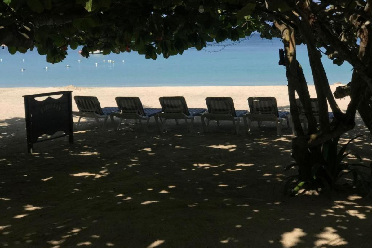Hotel Firefly Beach Cottages