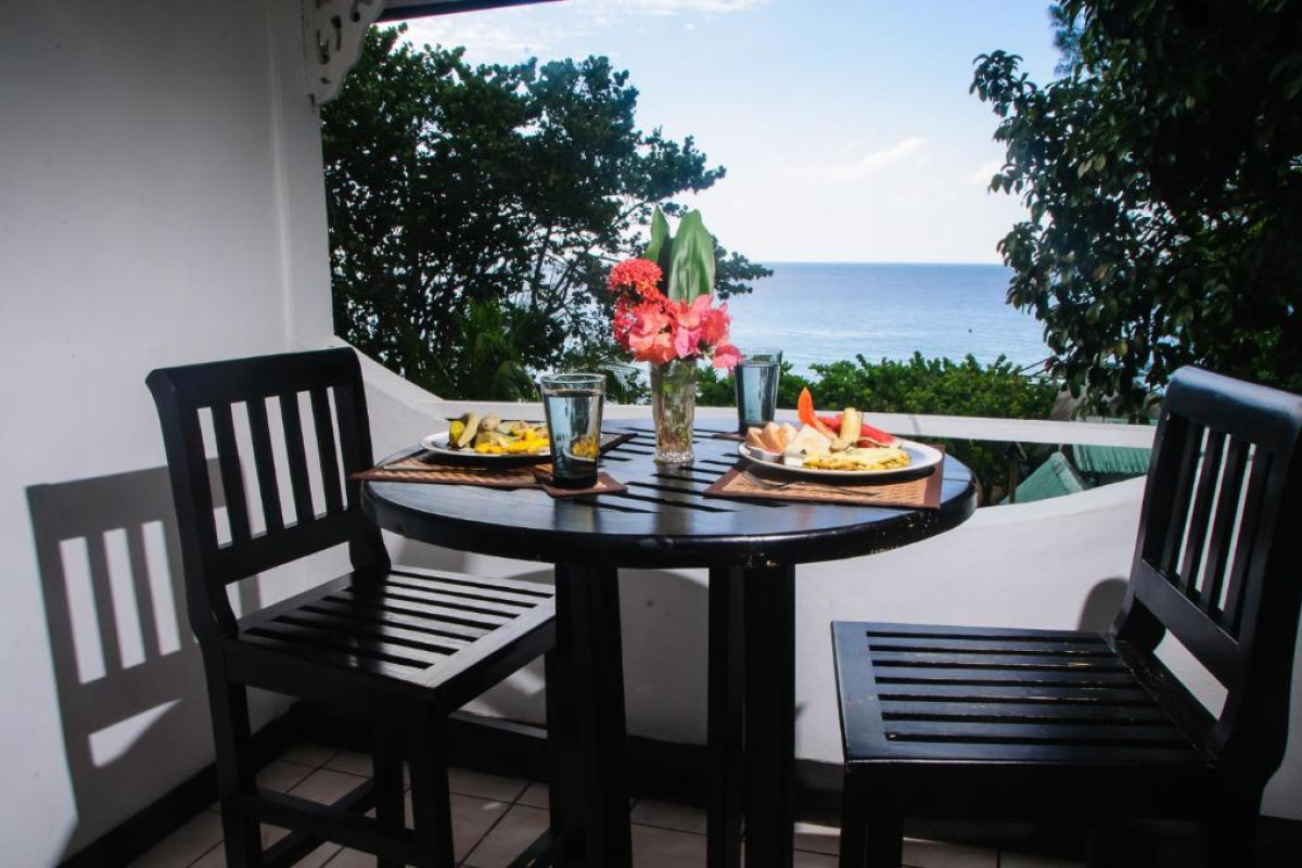 Hotel Firefly Beach Cottages