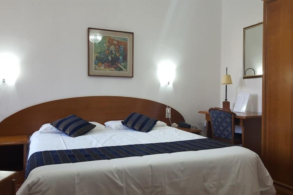 Hotel Flora