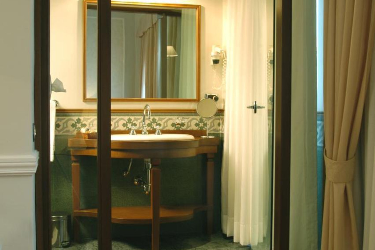 Hotel Flora