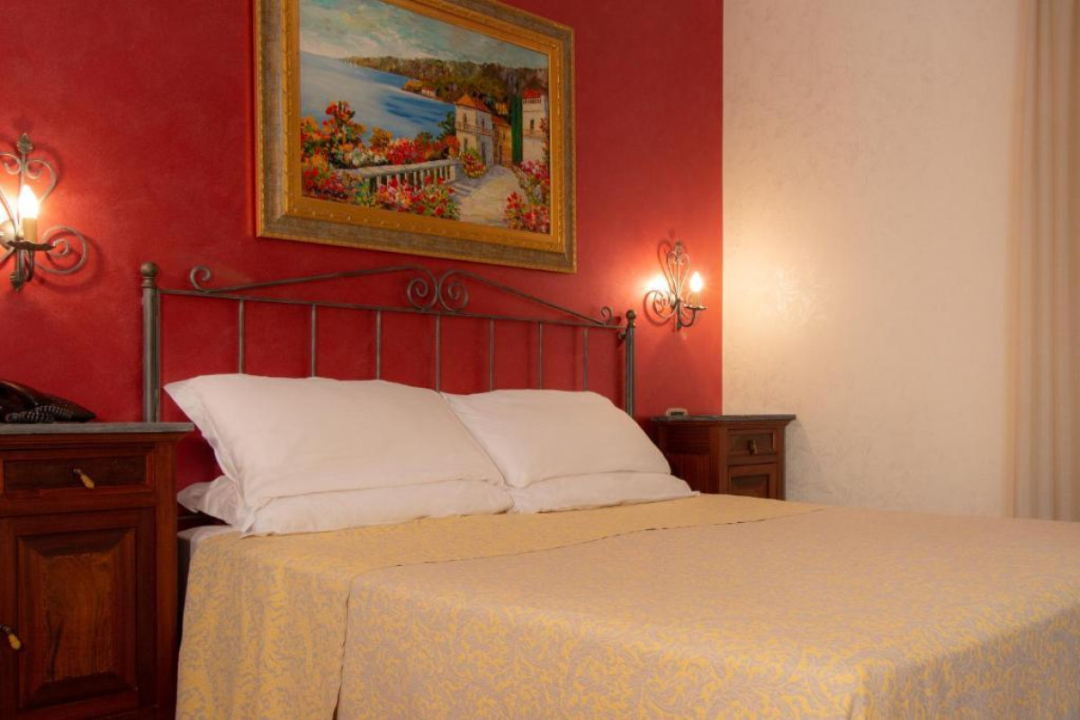 Hotel Conte Ruggero