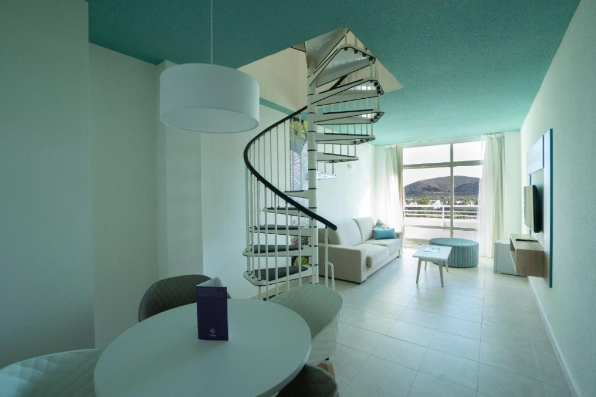 Hotel Gara Suites Golf & Spa