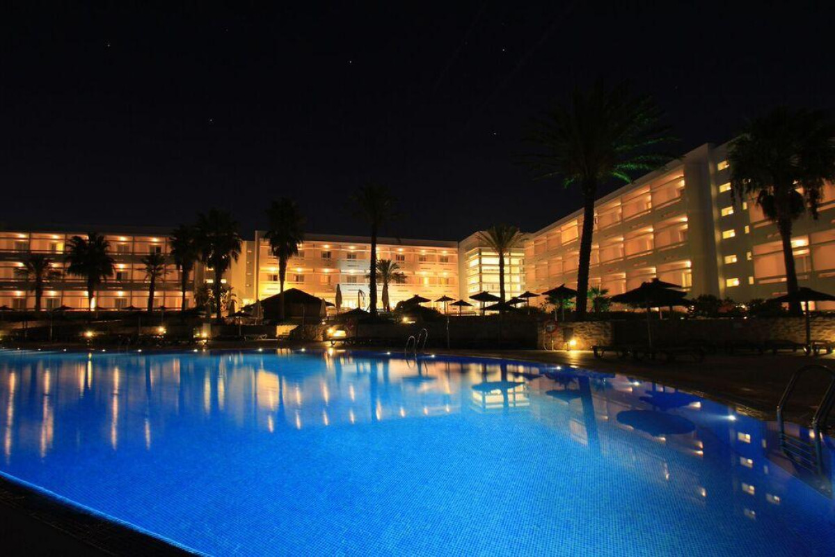 Hotel Garbi Costa Luz