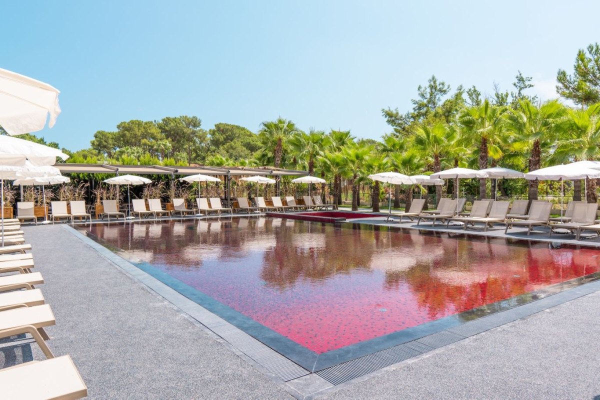GOLDEN SUN HOTEL