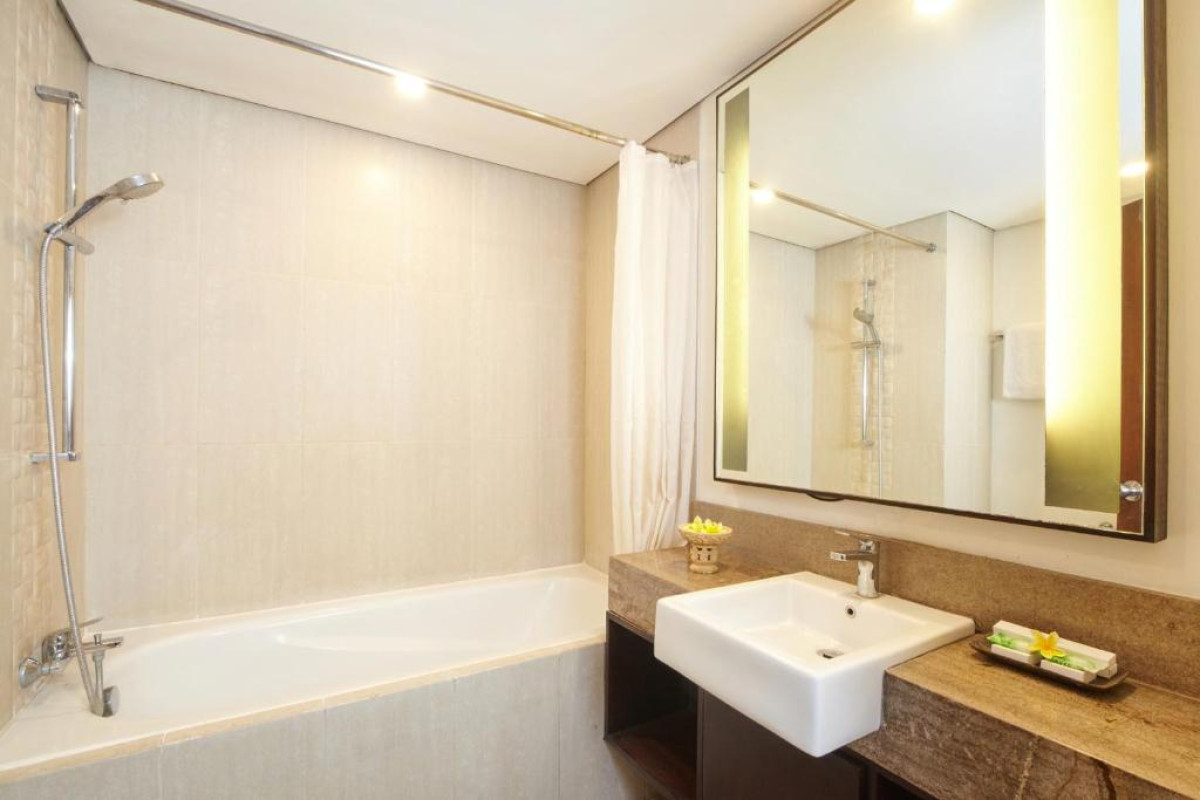 Hotel Grand Santhi