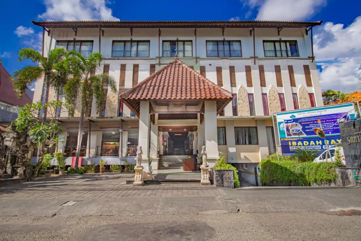 Hotel Grand Santhi