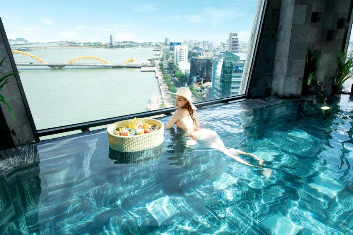 Hotel HAIAN Riverfront Da Nang