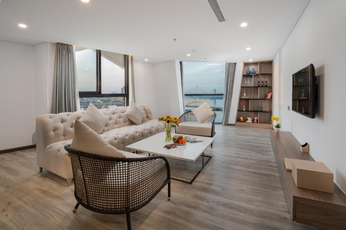 Hotel HAIAN Riverfront Da Nang
