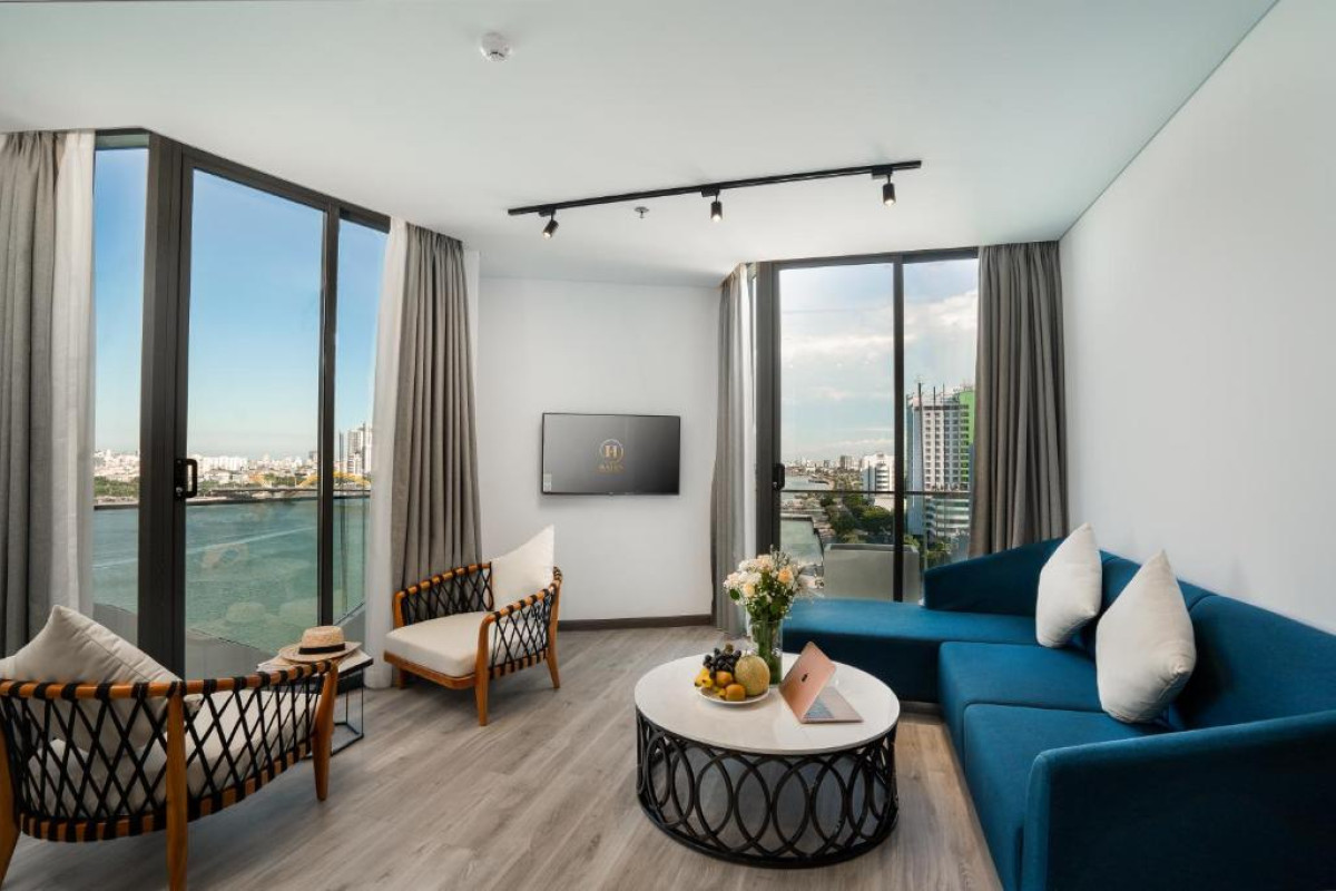 Hotel HAIAN Riverfront Da Nang