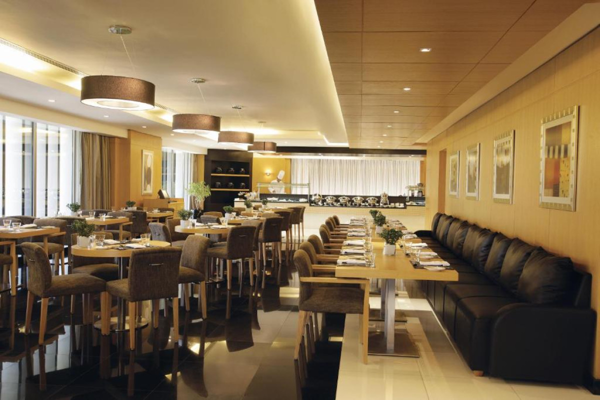 Hotel Hala Arjaan by Rotana